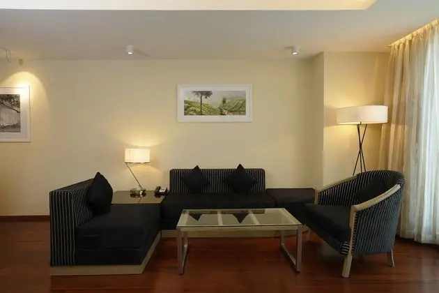 Luxury Süit, Sigara İçilmez, Havuz Manzaralı