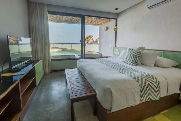 Deluxe Honeymoon Suite Ocean View with Balcony and Plunge Pool