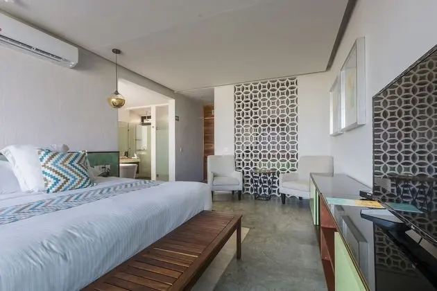 Deluxe Honeymoon Suite Ocean View with Balcony and Plunge Pool