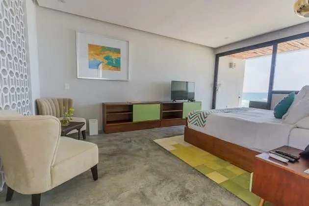 Deluxe Honeymoon Suite Ocean View with Balcony and Plunge Pool