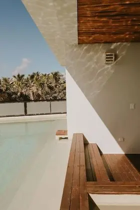 Deluxe Suite Oceanfront with Balcony and Plunge Pool