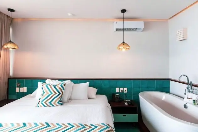 Deluxe Suite Oceanfront with Balcony and Plunge Pool