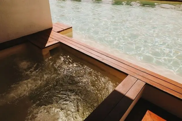 Deluxe Suite Oceanfront with Balcony and Plunge Pool