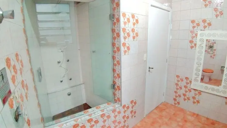 Superior Ortak Ranzalı Oda, Sadece kadınlar için