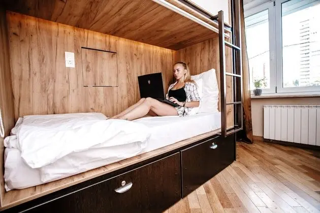 Ortak Ranzalı Oda, Sadece kadınlar için (8 beds)