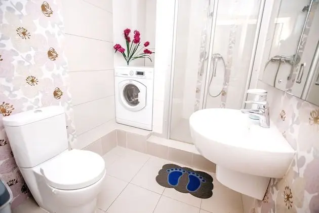 Ortak Ranzalı Oda, Sadece kadınlar için (8 beds)