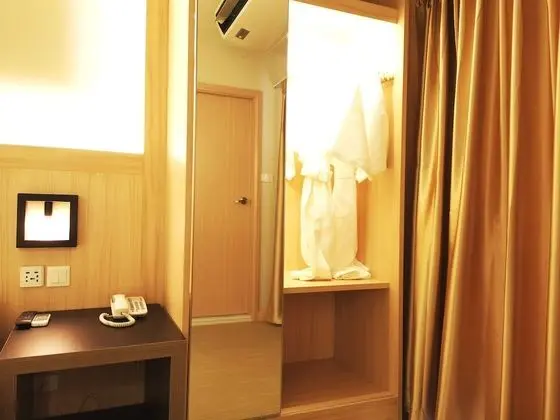 Superior King Room