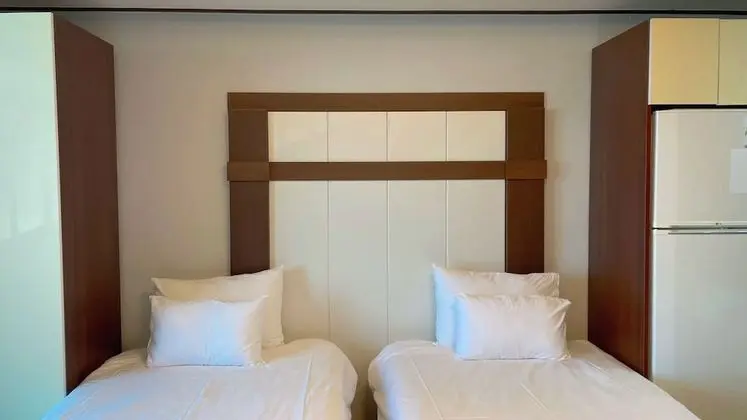 Twin Room for 2 / Yoga & Meditation Program Included