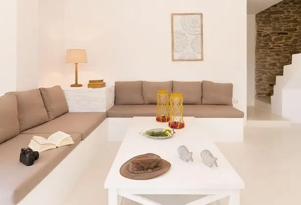 Traditional Villa (Ocean II)