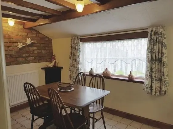 Kır Evi, 3 Yatak Odası, Sigara İçilmez
