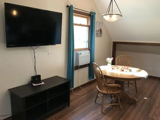 Romantic Çatı Katı (Loft), 1 En Büyük (King) Boy Yatak, Jakuzi, Avlu Manzaralı