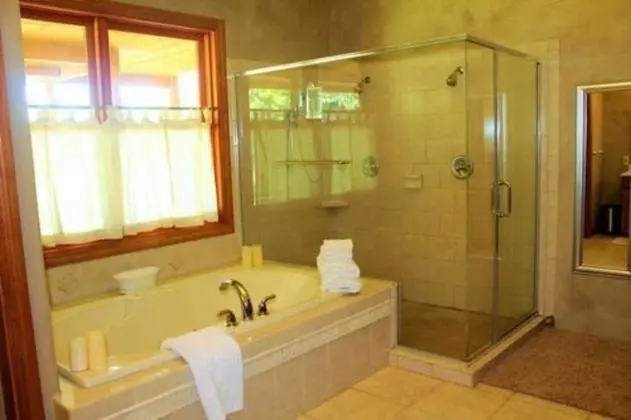 Romantic Süit, 1 En Büyük (King) Boy Yatak, Özel Banyo, Avlu Manzaralı
