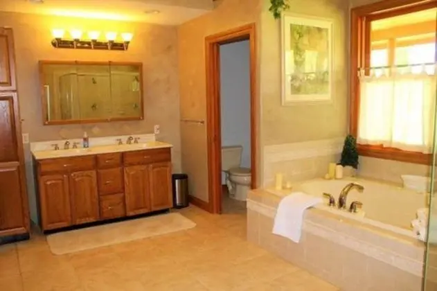 Romantic Süit, 1 En Büyük (King) Boy Yatak, Özel Banyo, Avlu Manzaralı