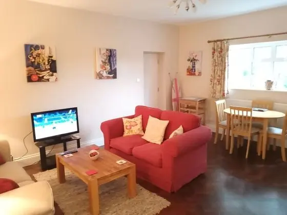 Superior Apart Daire, Özel Banyo, Bahçe Manzaralı