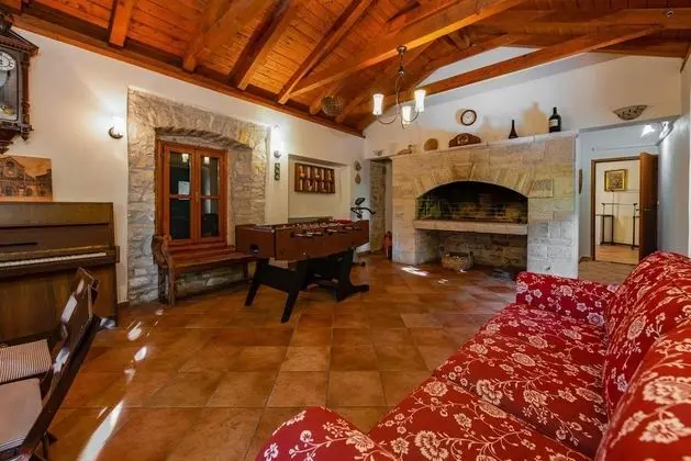 Villa, Sigara İçilebilir