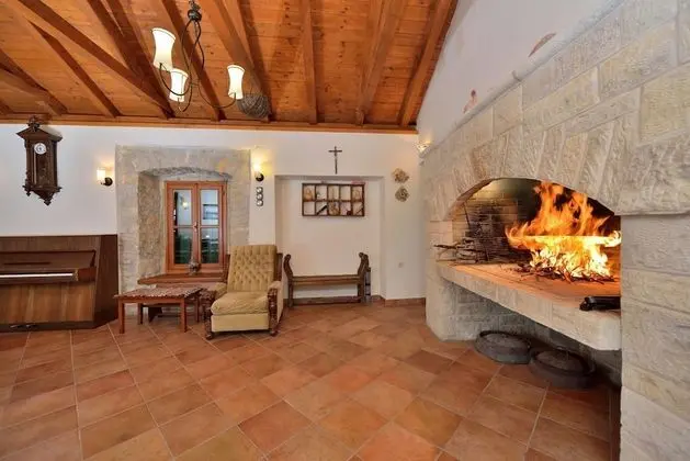 Villa, Sigara İçilebilir