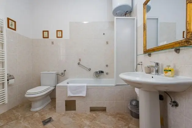 Villa, Sigara İçilebilir