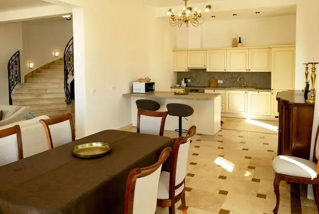 Luxury Villa, 3 Yatak Odası, Kişiye Özel Havuzlu, Deniz Manzaralı