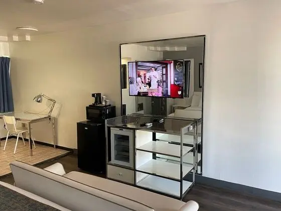 Deluxe Tek Büyük veya İki Ayrı Yataklı Oda