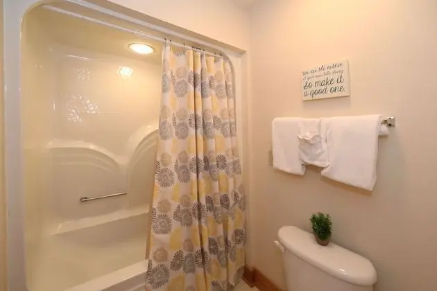Dağ Evi, Birden Çok Yatak, Şömine