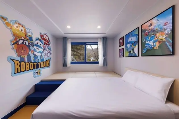 [Golf Village] Robot Trains
