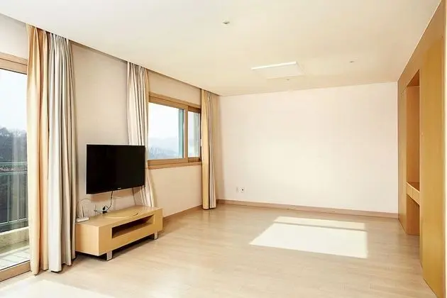 Standard Stüdyo (Randomly assigned Ondol or Bed Room)