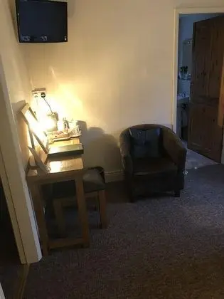Family Büyük Yataklı Tek Kişilik Oda