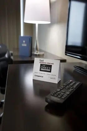 Courtyard Room Interior One King