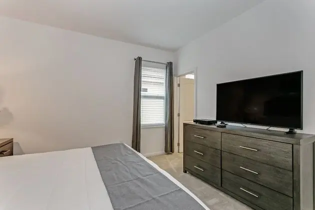 Villa (5410OAKG)