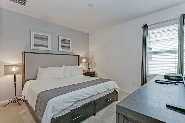Villa (5410OAKG)