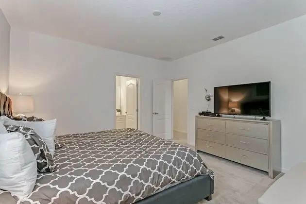 Villa (5410OAKG)