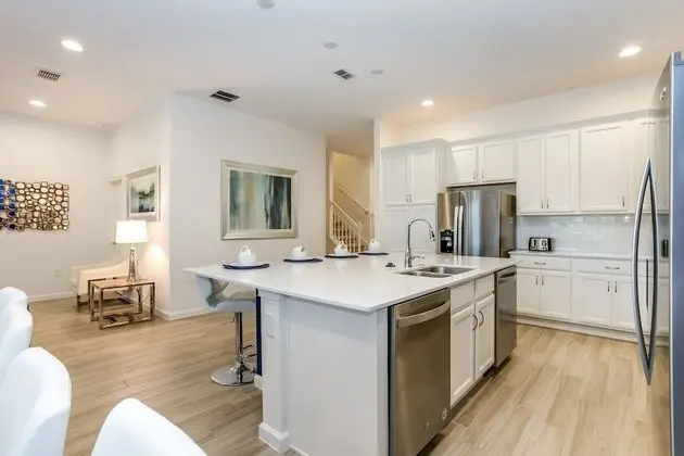 Villa (5410OAKG)