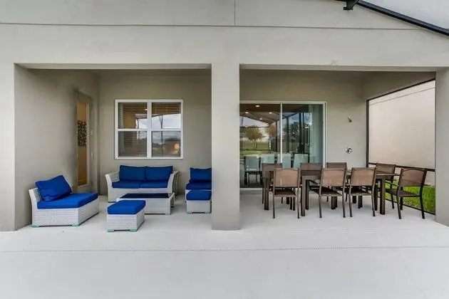 Villa (5410OAKG)
