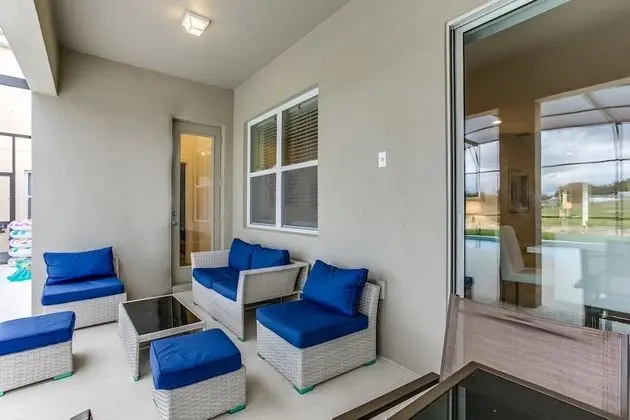 Villa (5410OAKG)