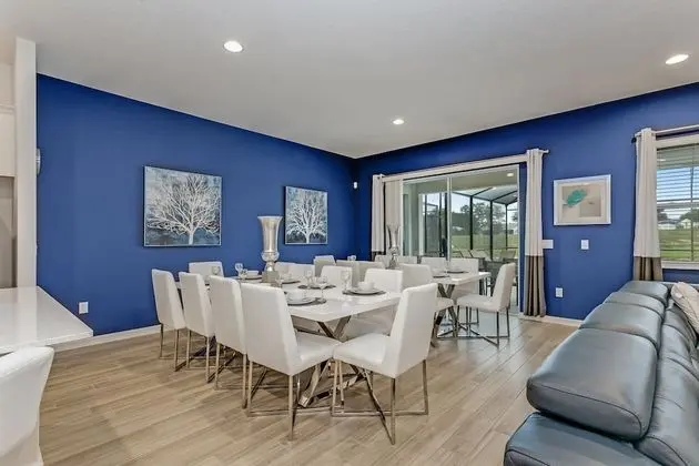Villa (5410OAKG)