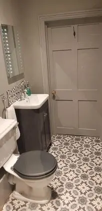 Tek Büyük Yataklı Oda, Banyolu/Duşlu