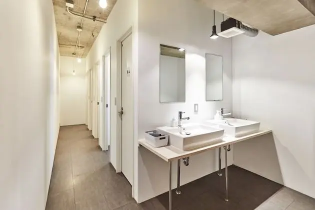 Ortak Ranzalı Oda, Ortak Banyo (Mixed Dormitory)