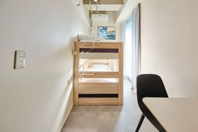 Ortak Ranzalı Oda, Ortak Banyo (Women Only)
