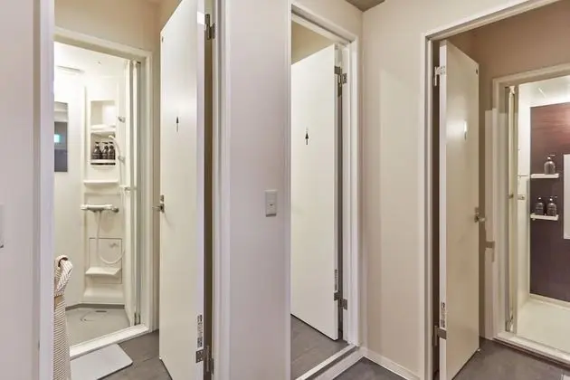 Ortak Ranzalı Oda, Ortak Banyo (Women Only)