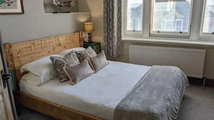 Tek Büyük Yataklı Oda, Banyolu/Duşlu (Room 9 King 2nd Floor)