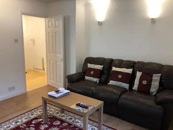 Apart Daire, 2 Büyük (Queen) Boy Yatak