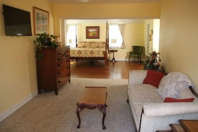 Honeymoon Oda, Sigara İçilmez, Bahçe Manzaralı