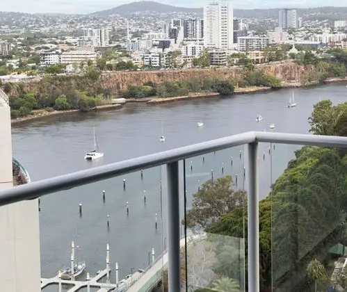 Apart Daire, 3 Yatak Odası, Nehir Manzaralı