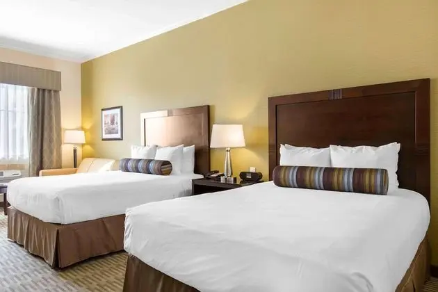 Room, 2 Queen Beds, Accessible, Non Smoking