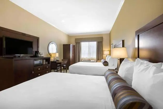 Room, 2 Queen Beds, Accessible, Non Smoking