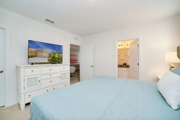 Villa (8028OAKSHA)