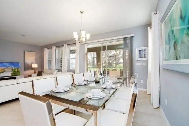 Villa (8028OAKSHA)