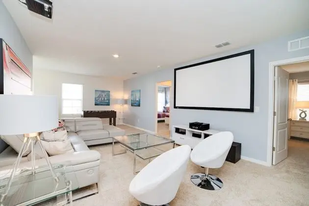 Villa (8028OAKSHA)