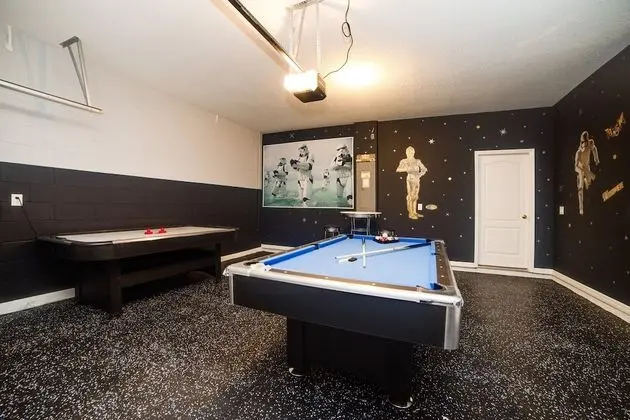 Villa (8028OAKSHA)