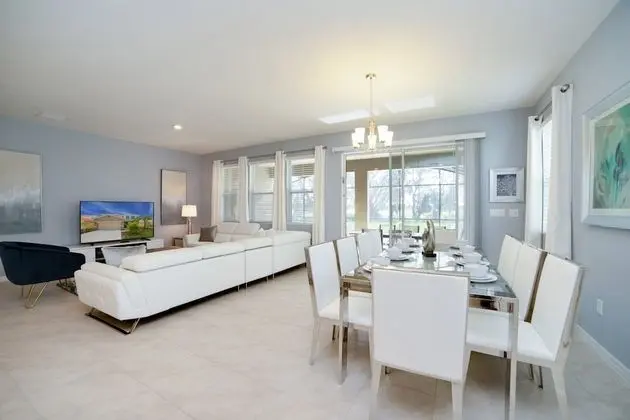 Villa (8028OAKSHA)